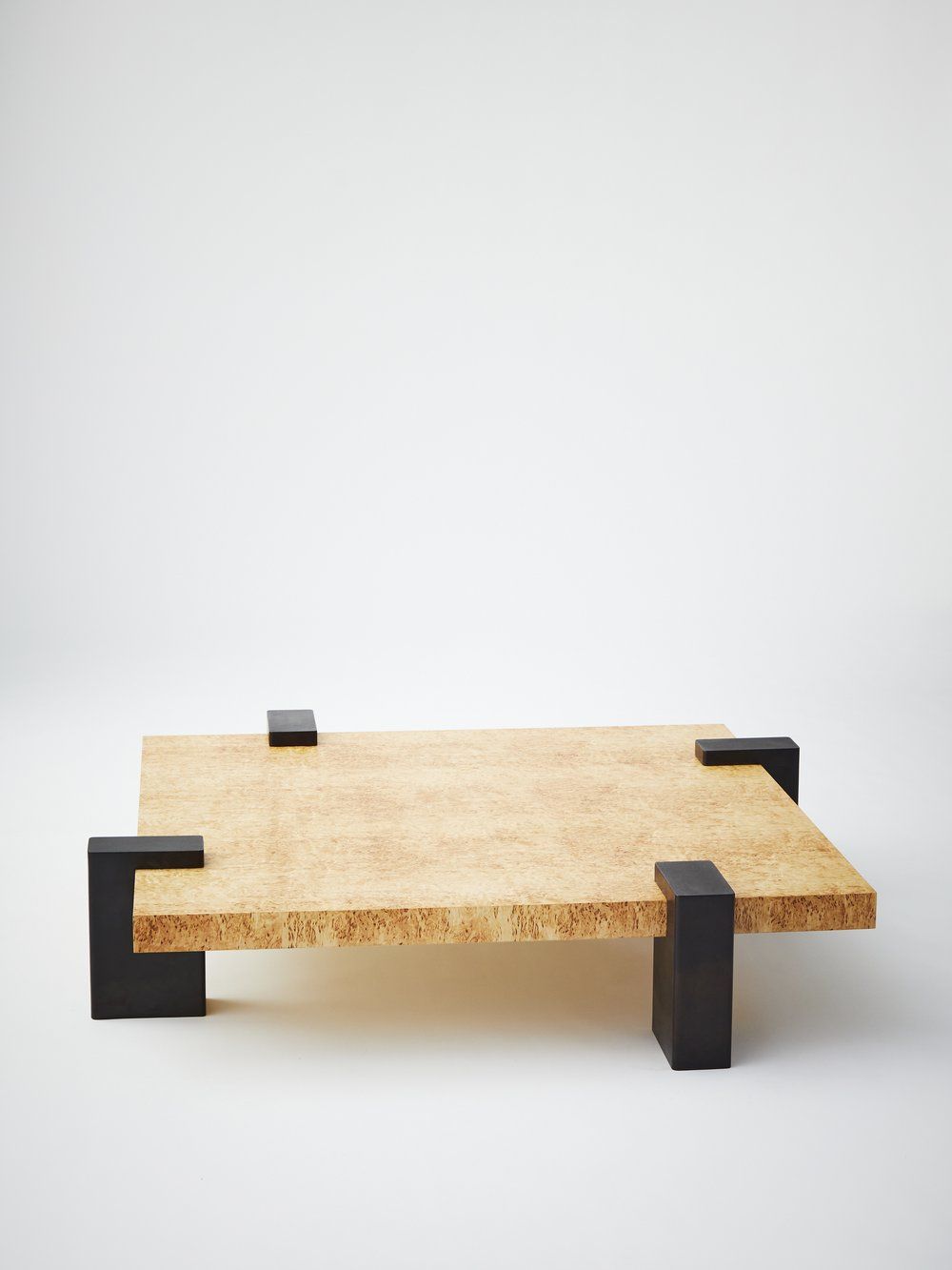 COFFEE TABLE 03